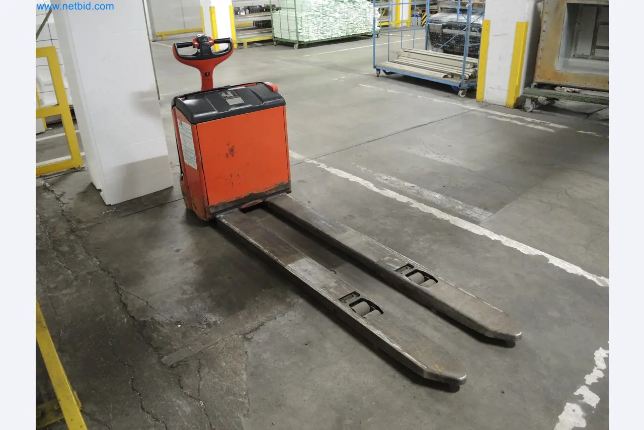 Maschinen zur Herstellung von Dämmmaterialien, EPS-Schaumteilen / Partikelschaum-Bauteilen-1