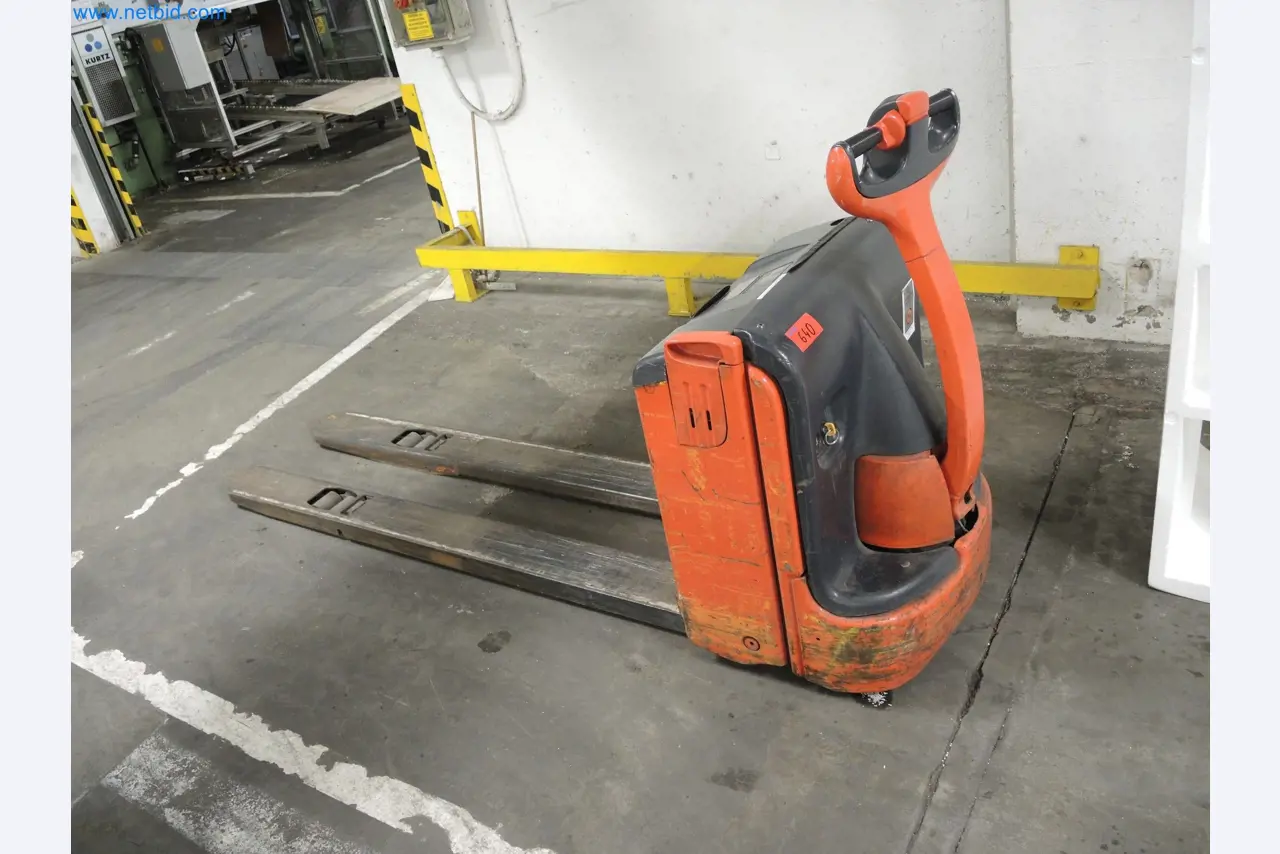 Maschinen zur Herstellung von Dämmmaterialien, EPS-Schaumteilen / Partikelschaum-Bauteilen-2