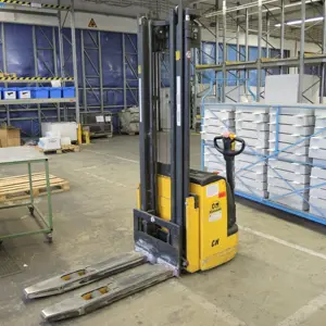 Elektryczny wózek paletowy dla pieszych (EH02) OM Carrelli CN14