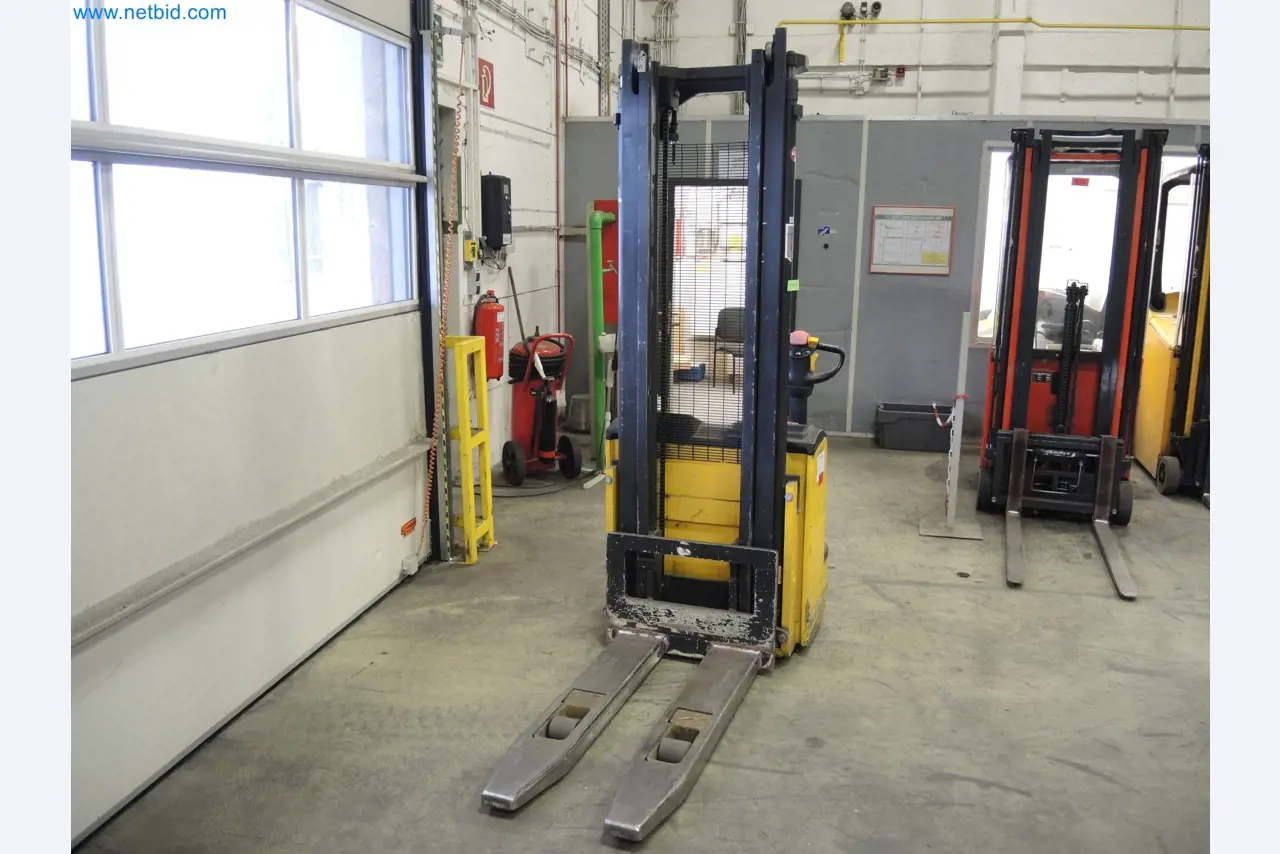 Machines for the production of insulation materials, EPS foam parts / particle foam components-2