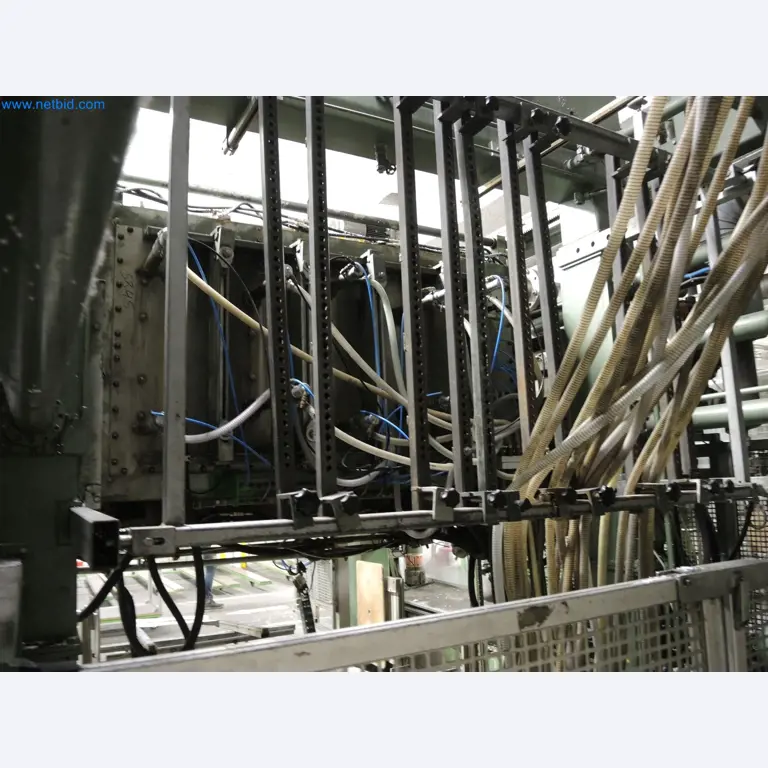 Machines for the production of insulation materials, EPS foam parts / particle foam components-12