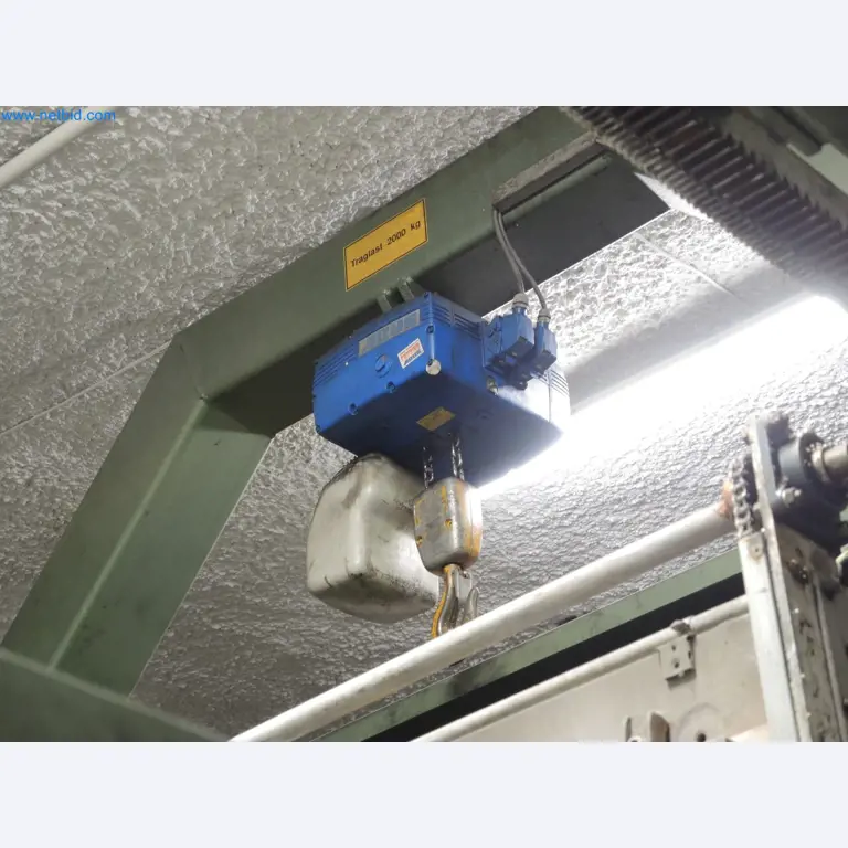 Machines for the production of insulation materials, EPS foam parts / particle foam components-11