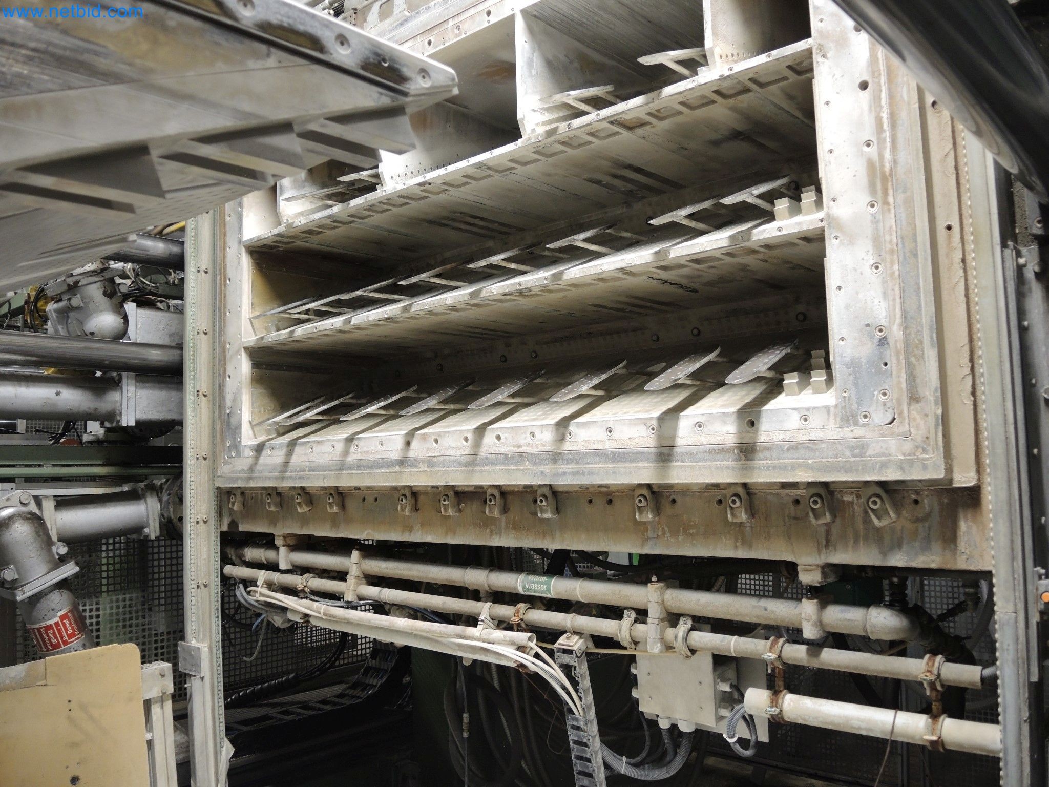 Machines for the production of insulation materials, EPS foam parts / particle foam components-3