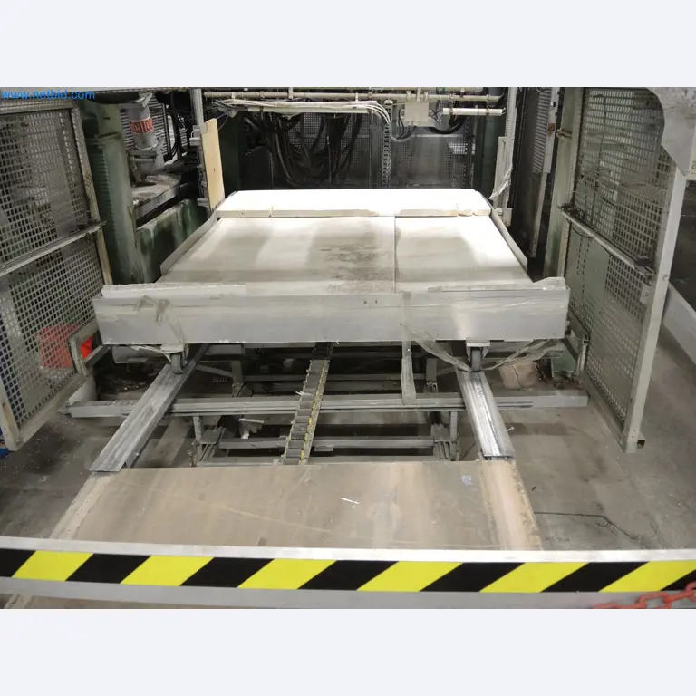 Machines for the production of insulation materials, EPS foam parts / particle foam components-5