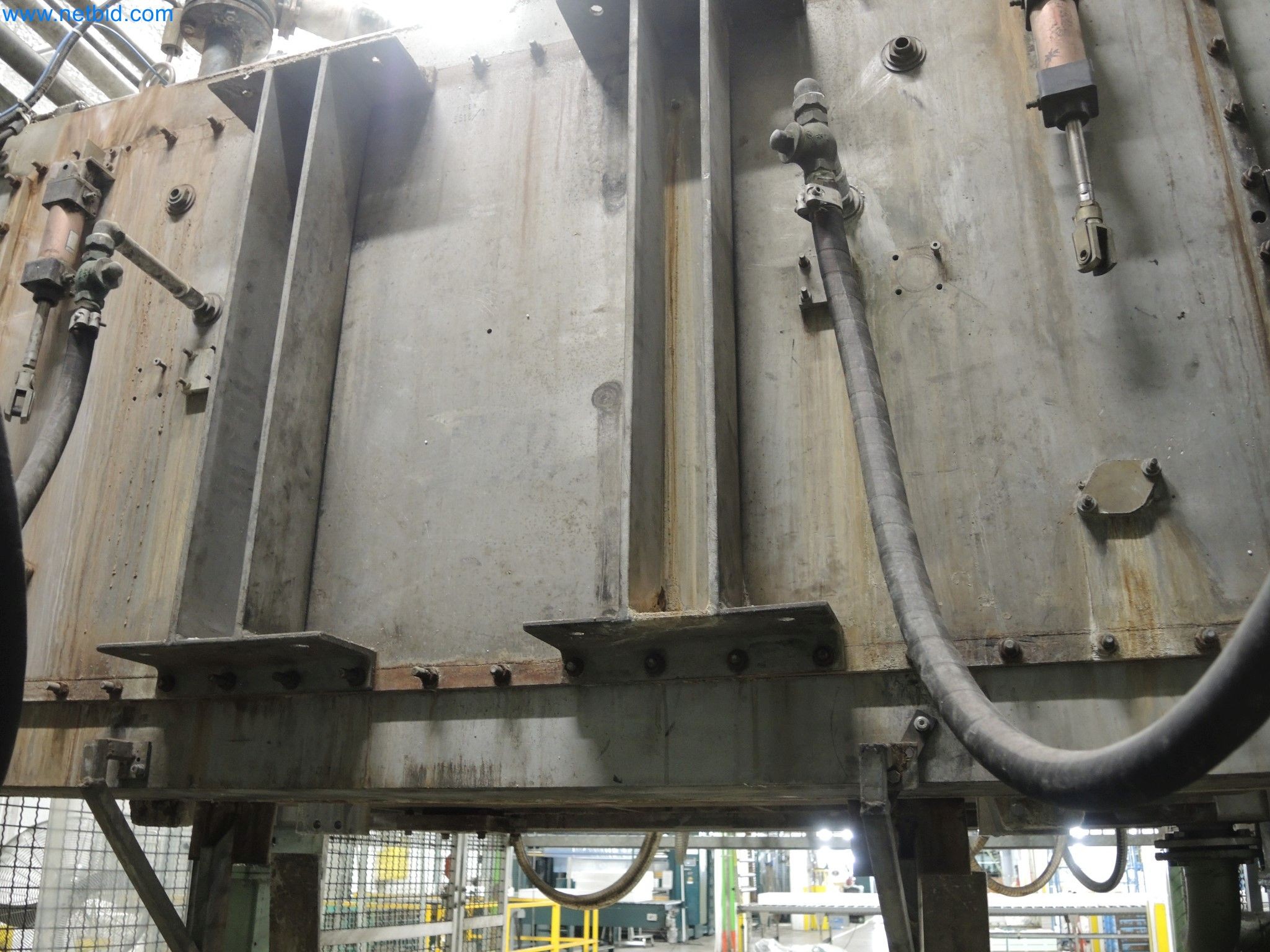 Machines for the production of insulation materials, EPS foam parts / particle foam components-8