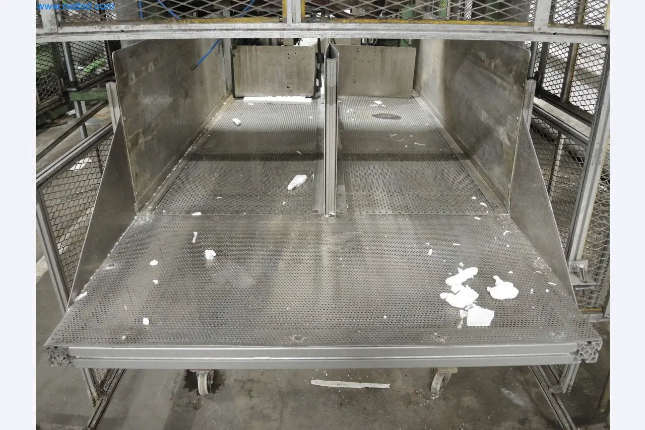 Machines for the production of insulation materials, EPS foam parts / particle foam components-6