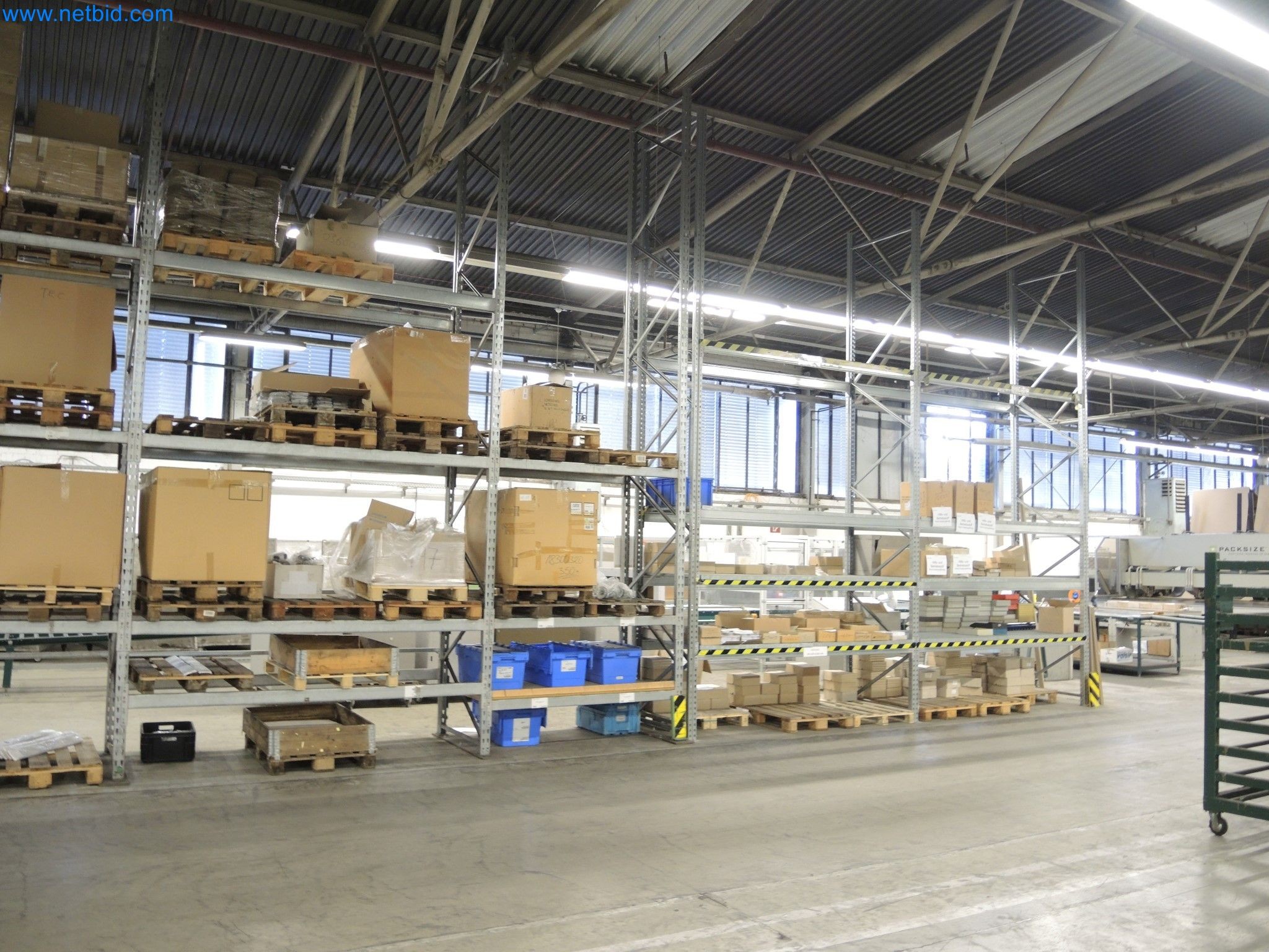 Machines for the production of insulation materials, EPS foam parts / particle foam components-3