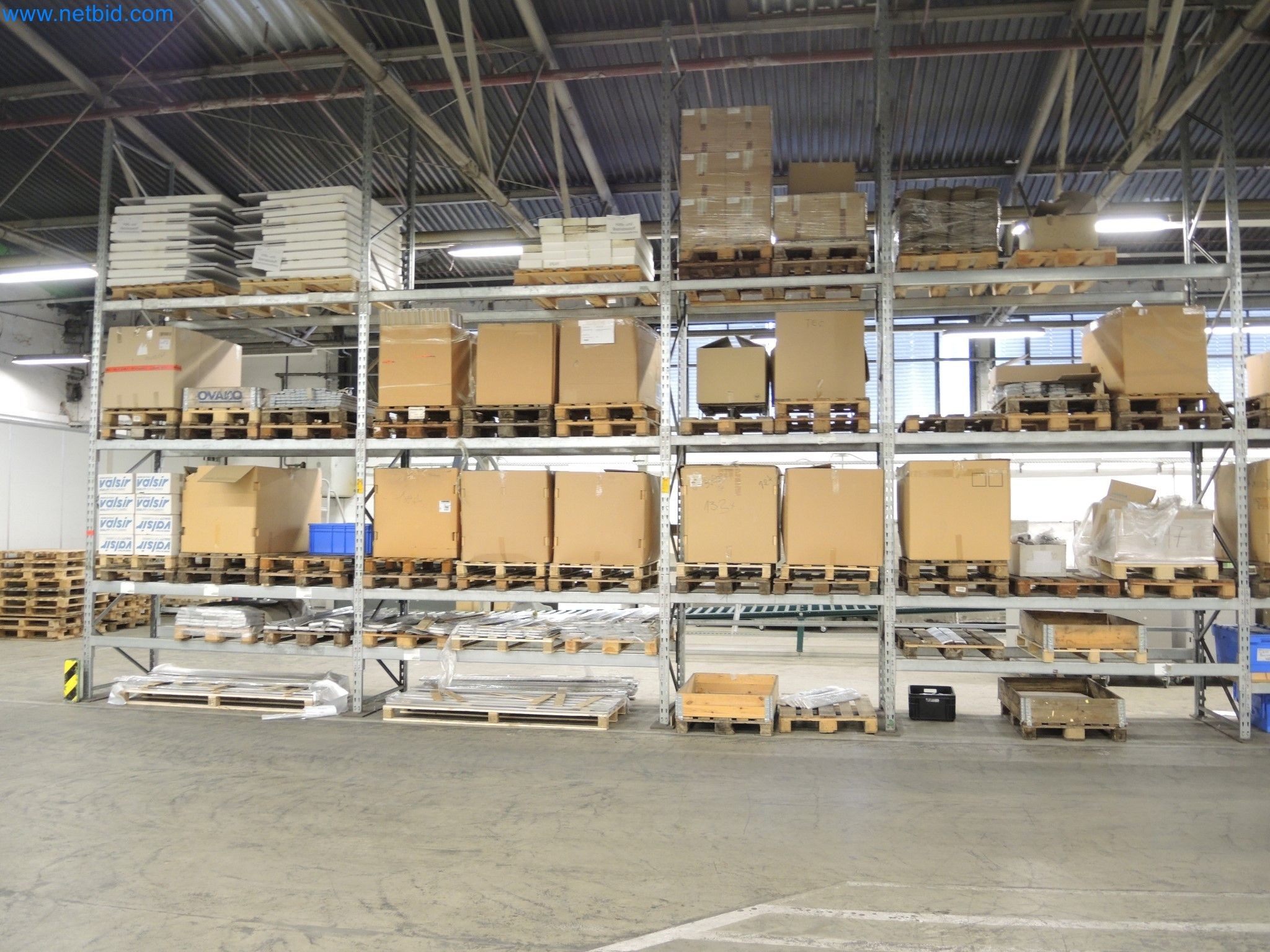 Machines for the production of insulation materials, EPS foam parts / particle foam components-4