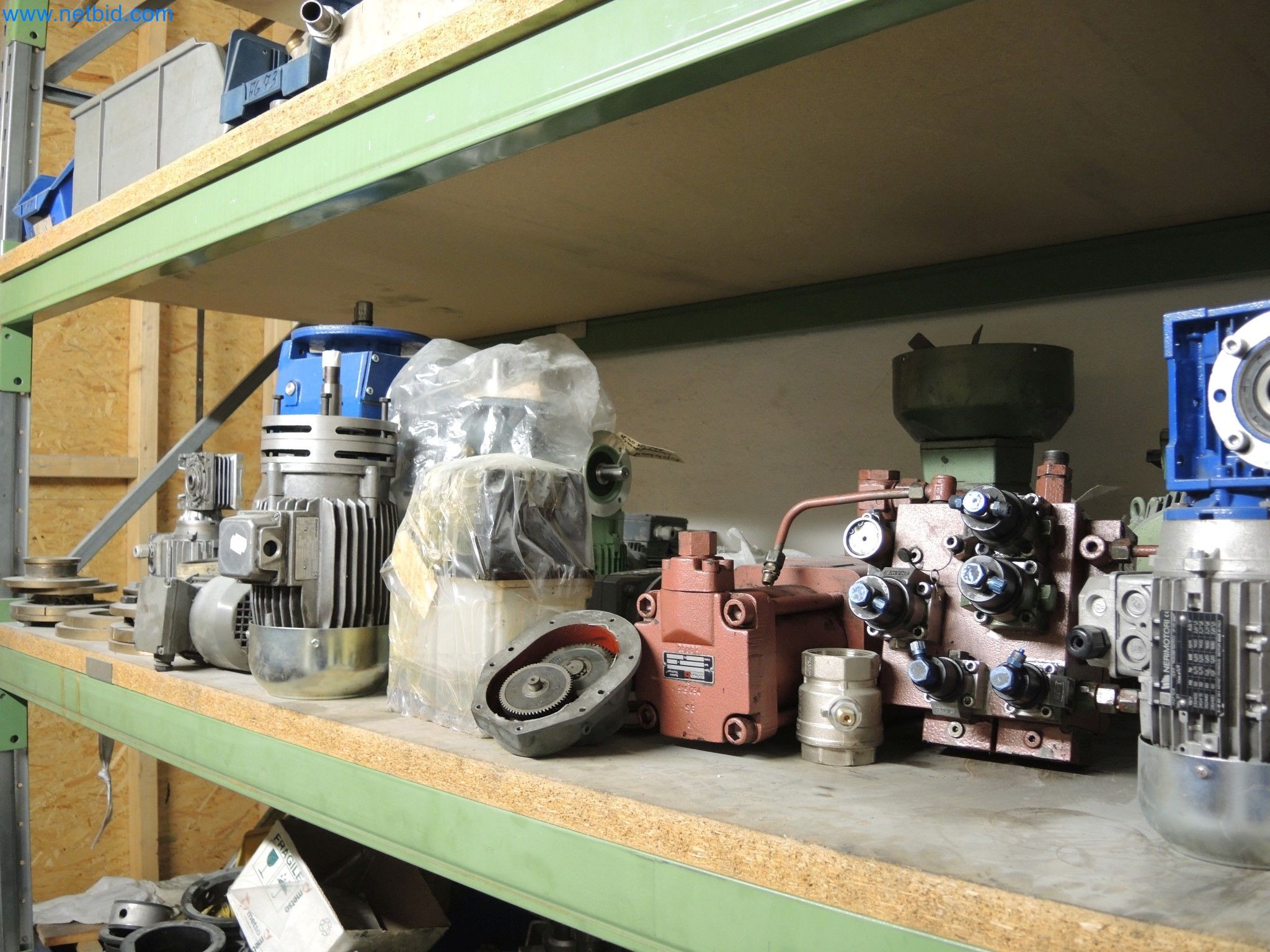 Maszyny do produkcji materiałów izolacyjnych, elementów z pianki EPS / elementów z pianki wiórowej-3