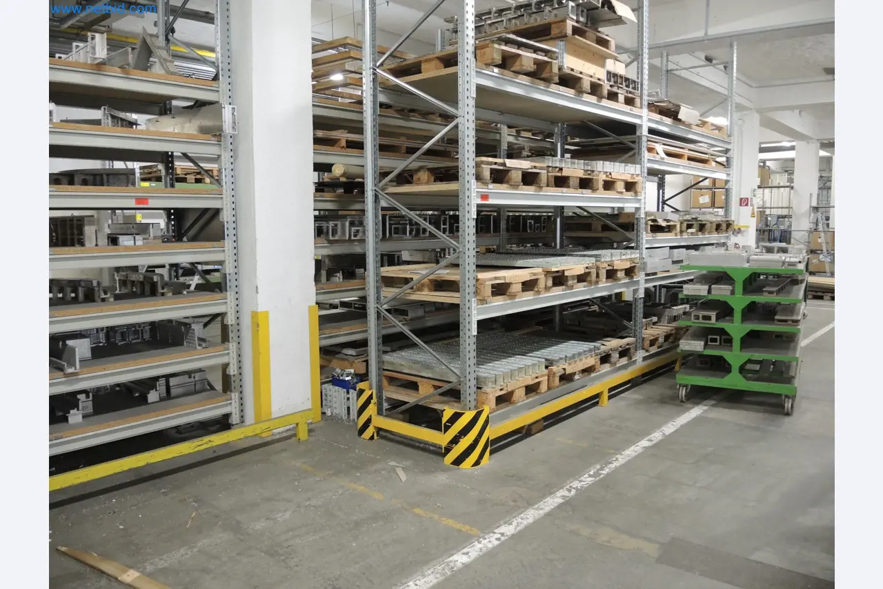 Maschinen zur Herstellung von Dämmmaterialien, EPS-Schaumteilen / Partikelschaum-Bauteilen-3