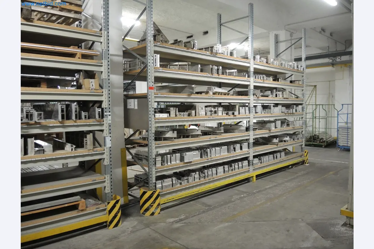 Maschinen zur Herstellung von Dämmmaterialien, EPS-Schaumteilen / Partikelschaum-Bauteilen-4