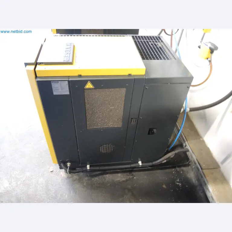 Machines for the production of insulation materials, EPS foam parts / particle foam components-2