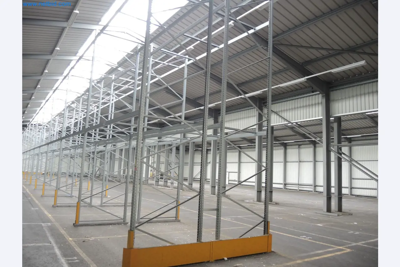 Machines for the production of insulation materials, EPS foam parts / particle foam components-2