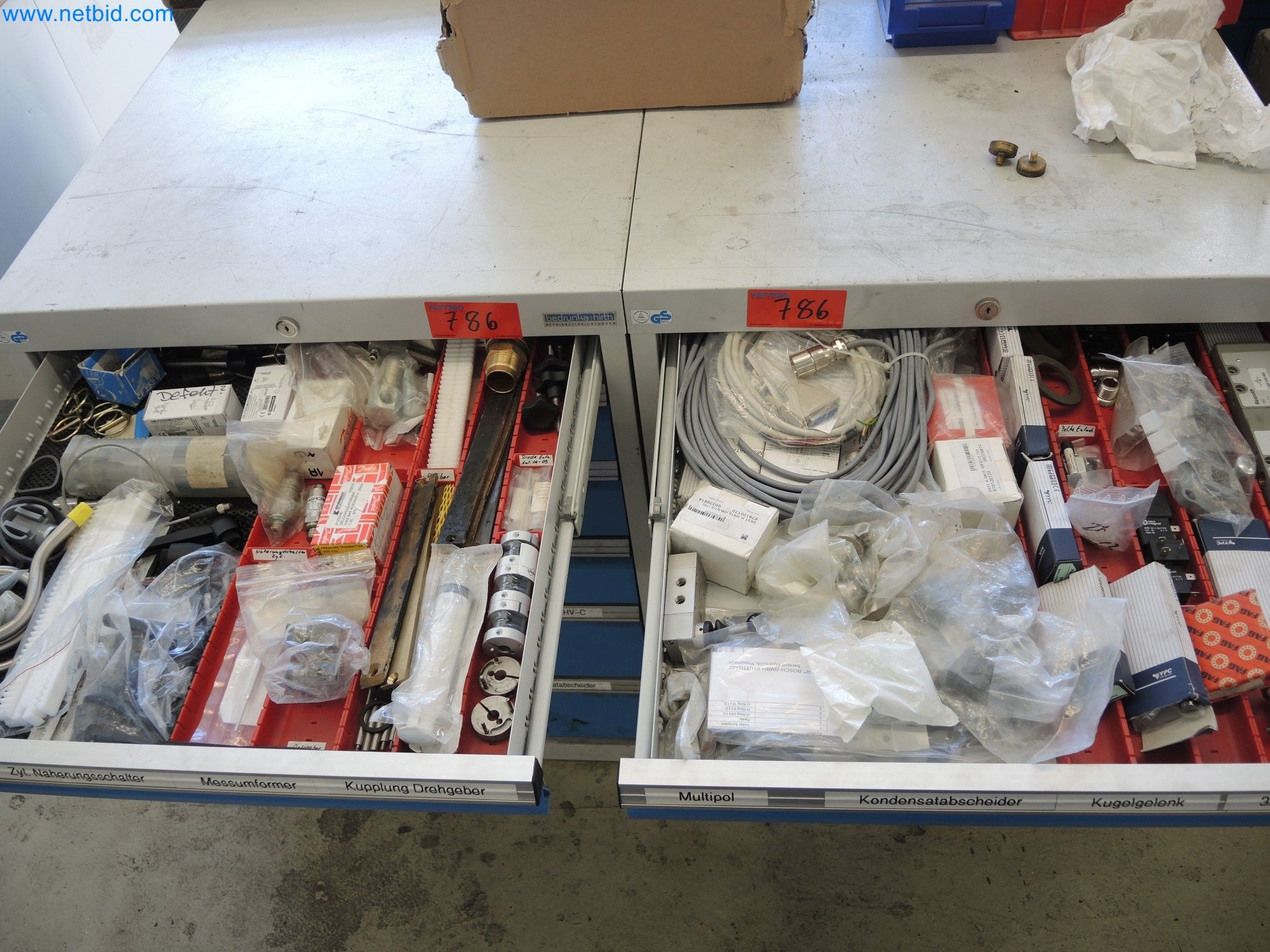 Machines for the production of insulation materials, EPS foam parts / particle foam components-2