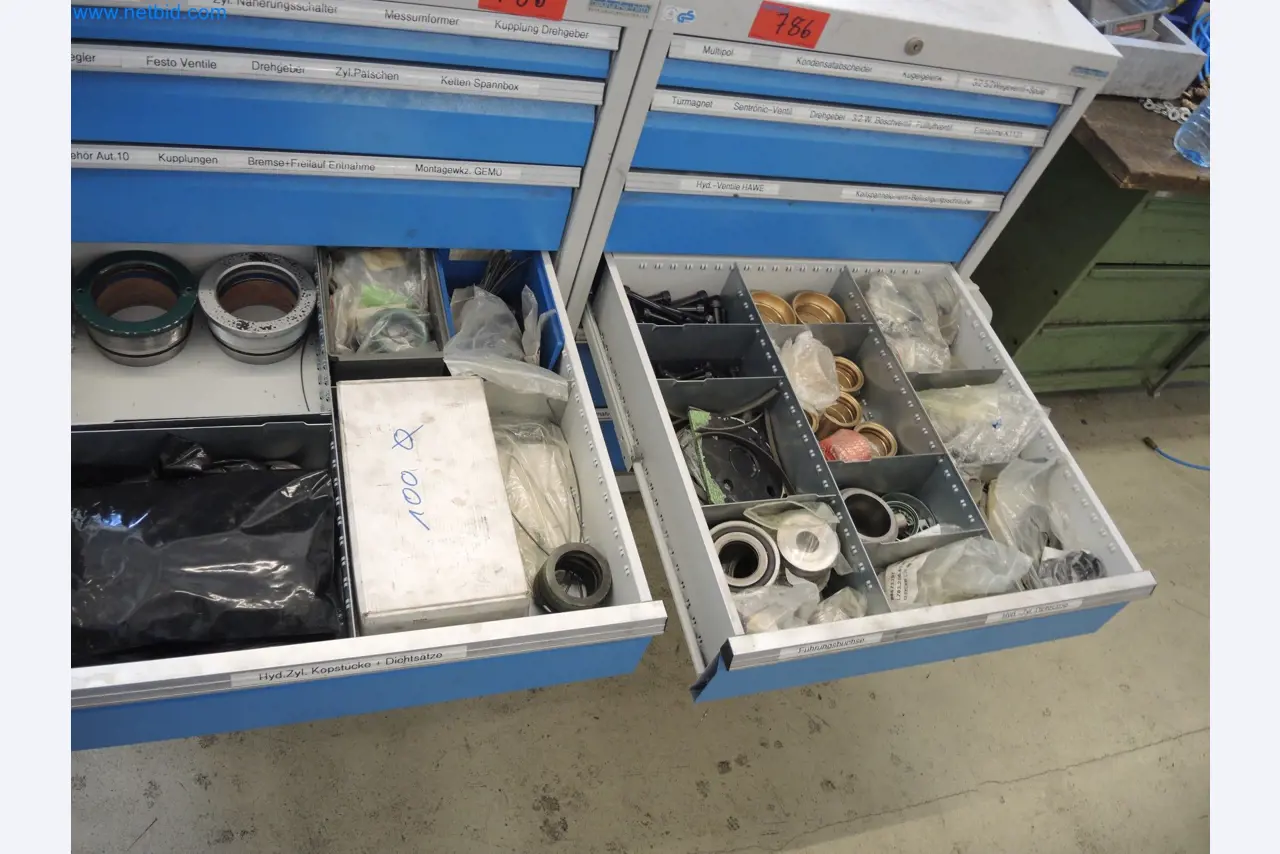 Machines for the production of insulation materials, EPS foam parts / particle foam components-7