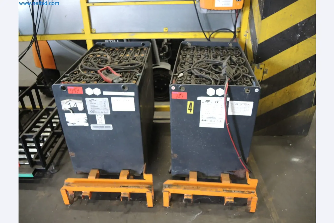 Machines for the production of insulation materials, EPS foam parts / particle foam components-1