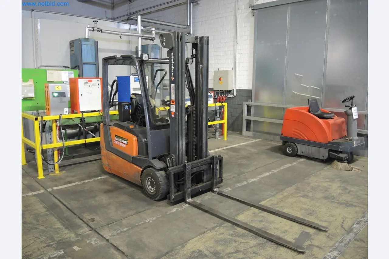 Machines for the production of insulation materials, EPS foam parts / particle foam components-4