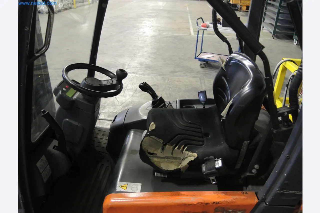 Machines for the production of insulation materials, EPS foam parts / particle foam components-5