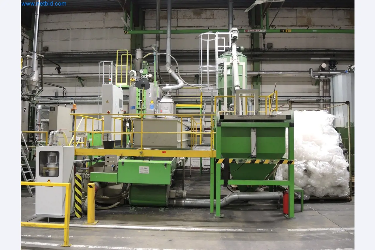 Machines for the production of insulation materials, EPS foam parts / particle foam components-1