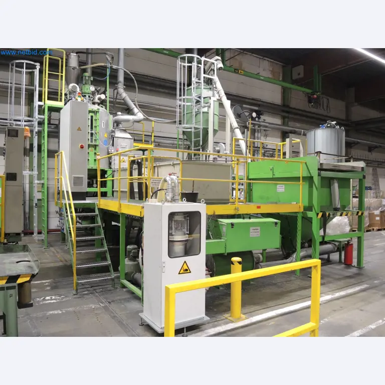 Machines for the production of insulation materials, EPS foam parts / particle foam components-2