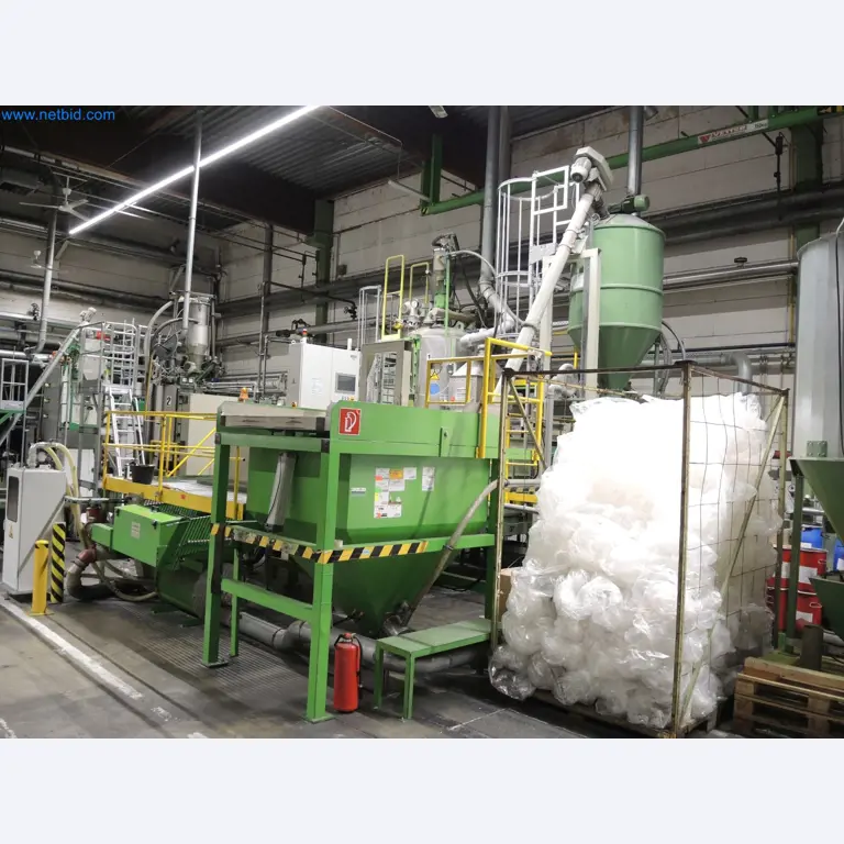 Machines for the production of insulation materials, EPS foam parts / particle foam components-4