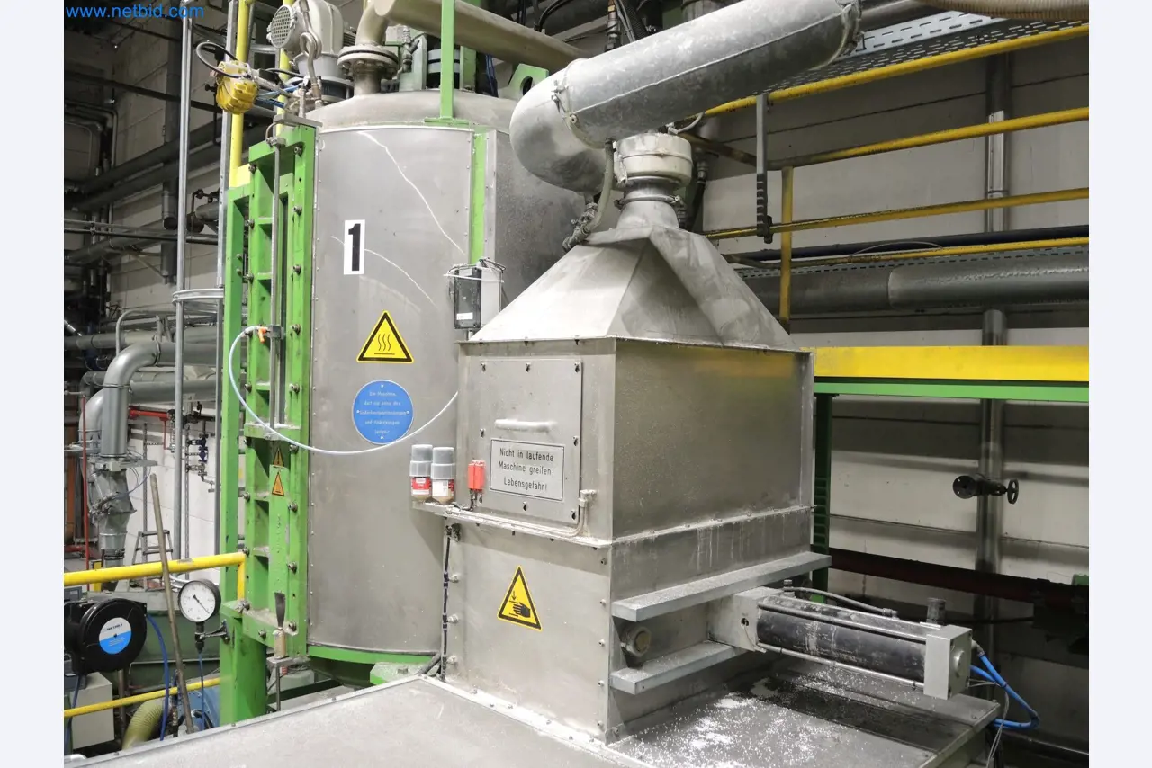 Machines for the production of insulation materials, EPS foam parts / particle foam components-6