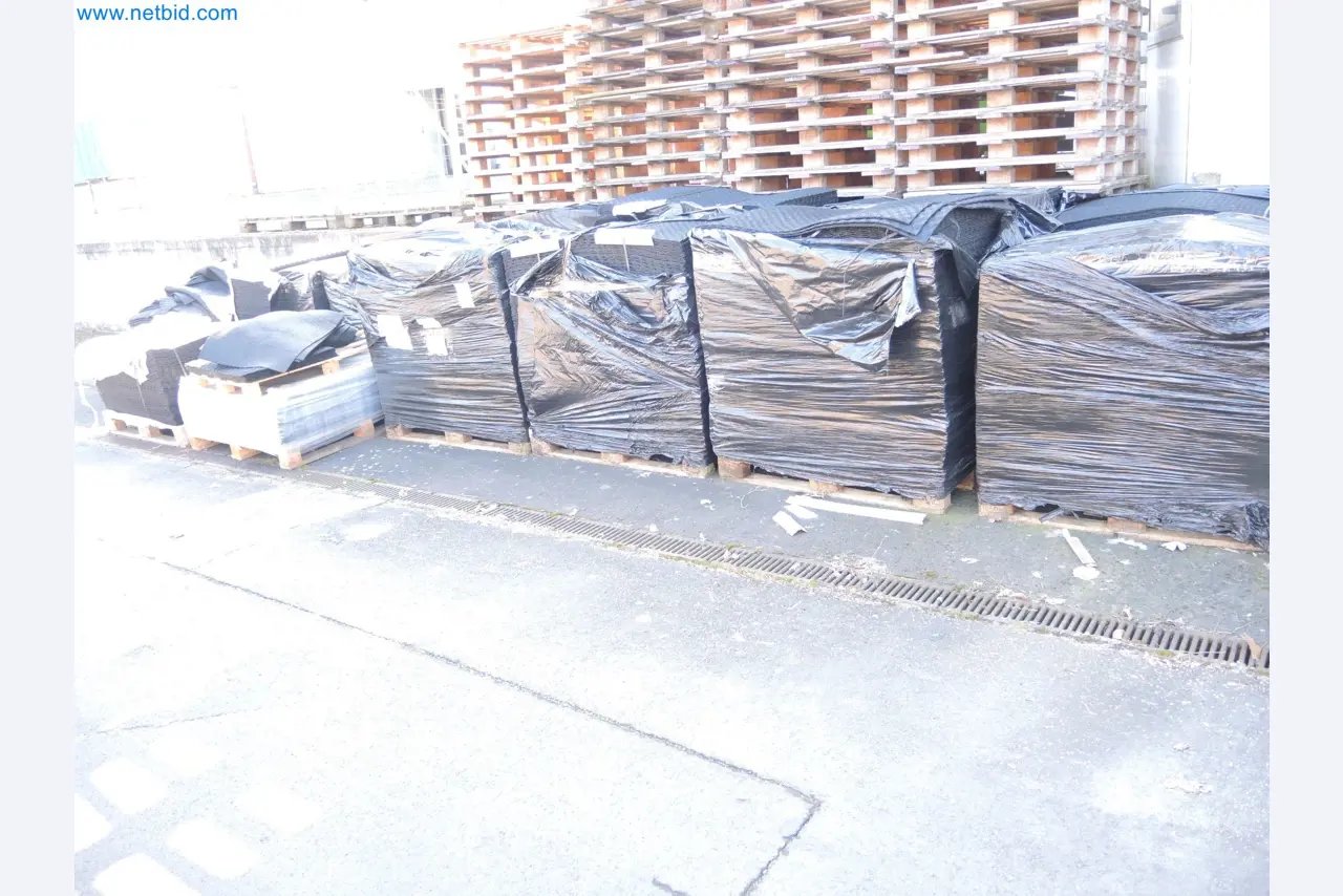 Máquinas para a produção de materiais de isolamento, peças de espuma EPS / componentes de espuma de partículas-1