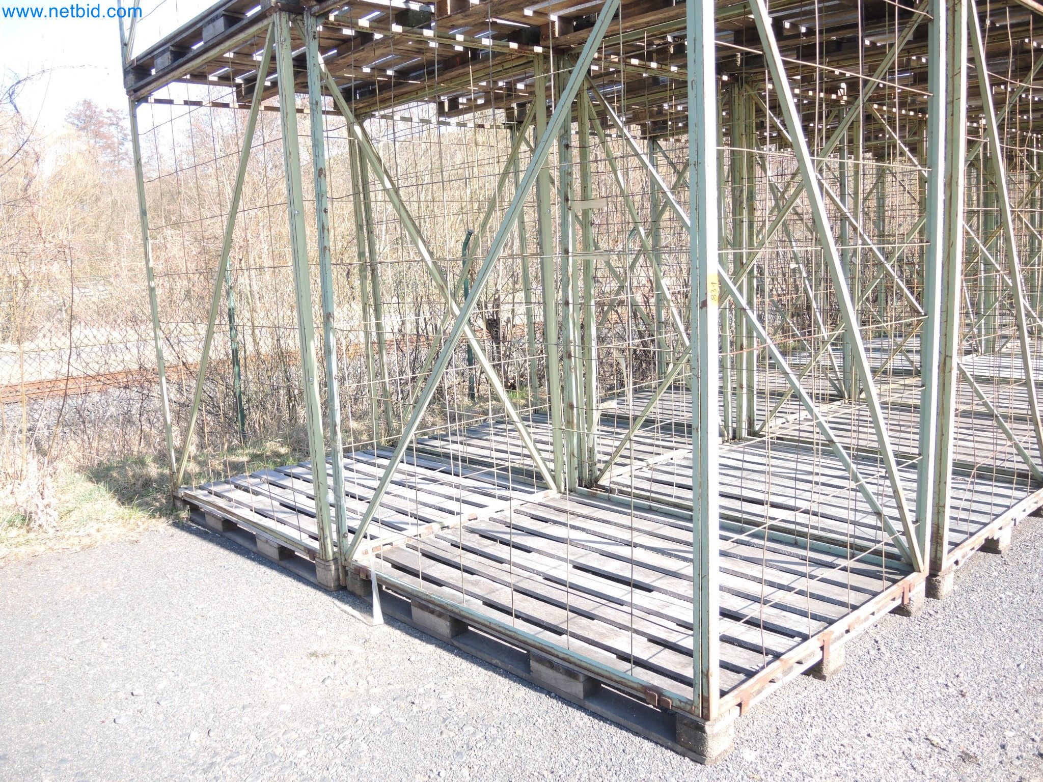 Stroje na výrobu izolačních materiálů, dílů z pěnového polystyrenu / komponentů z pěnových částic-1