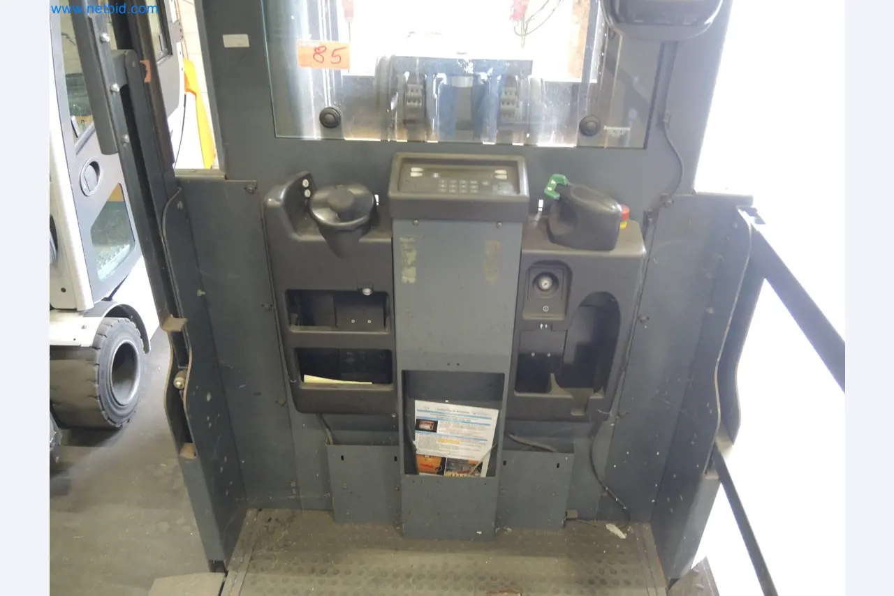 Machines for the production of insulation materials, EPS foam parts / particle foam components-4