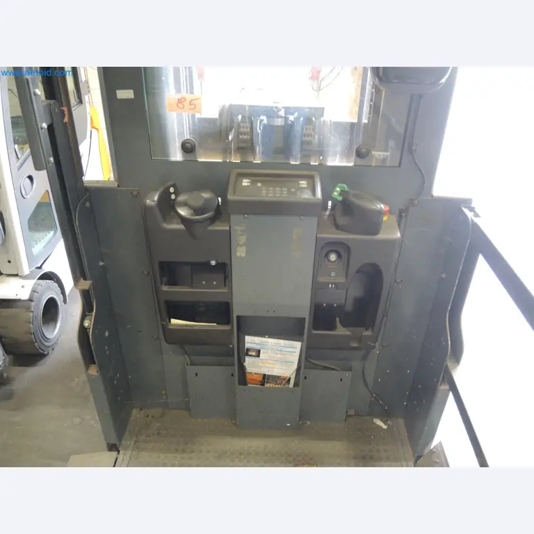 Machines for the production of insulation materials, EPS foam parts / particle foam components-4