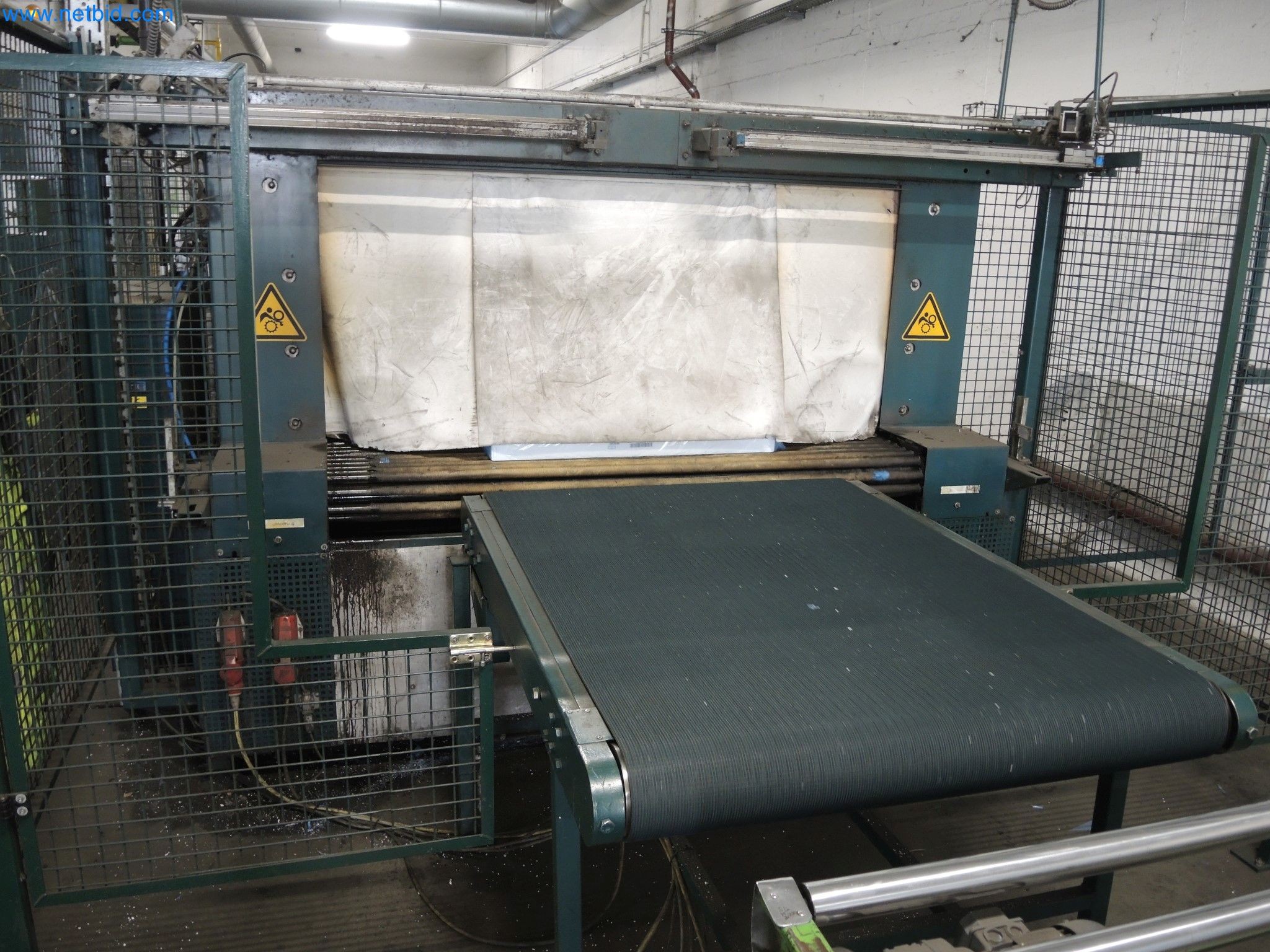 Machines for the production of insulation materials, EPS foam parts / particle foam components-13