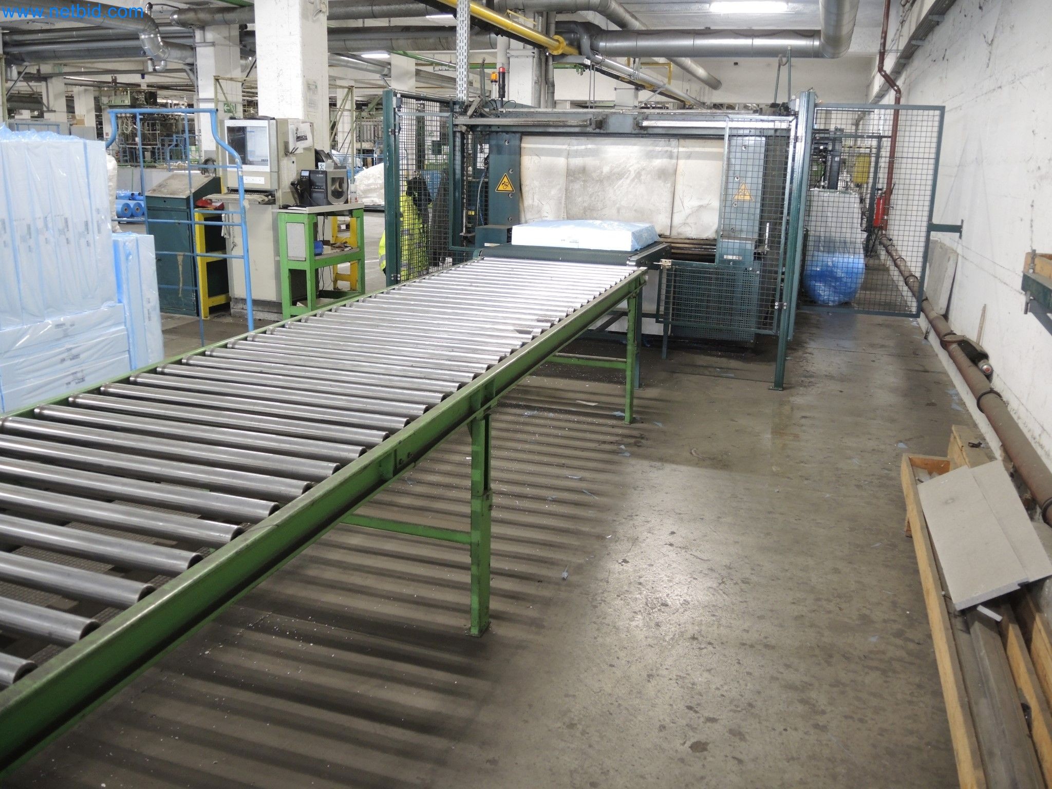 Machines for the production of insulation materials, EPS foam parts / particle foam components-14