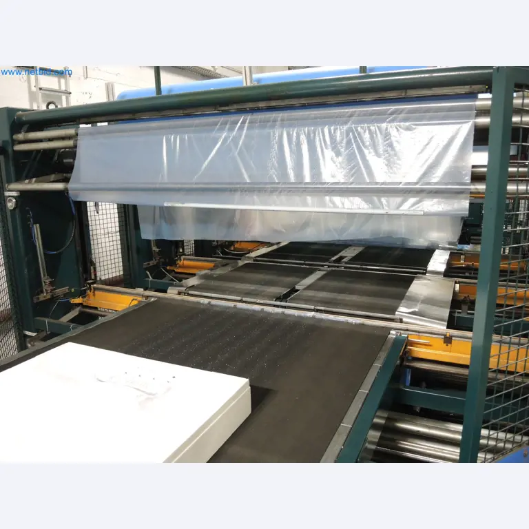 Machines for the production of insulation materials, EPS foam parts / particle foam components-2