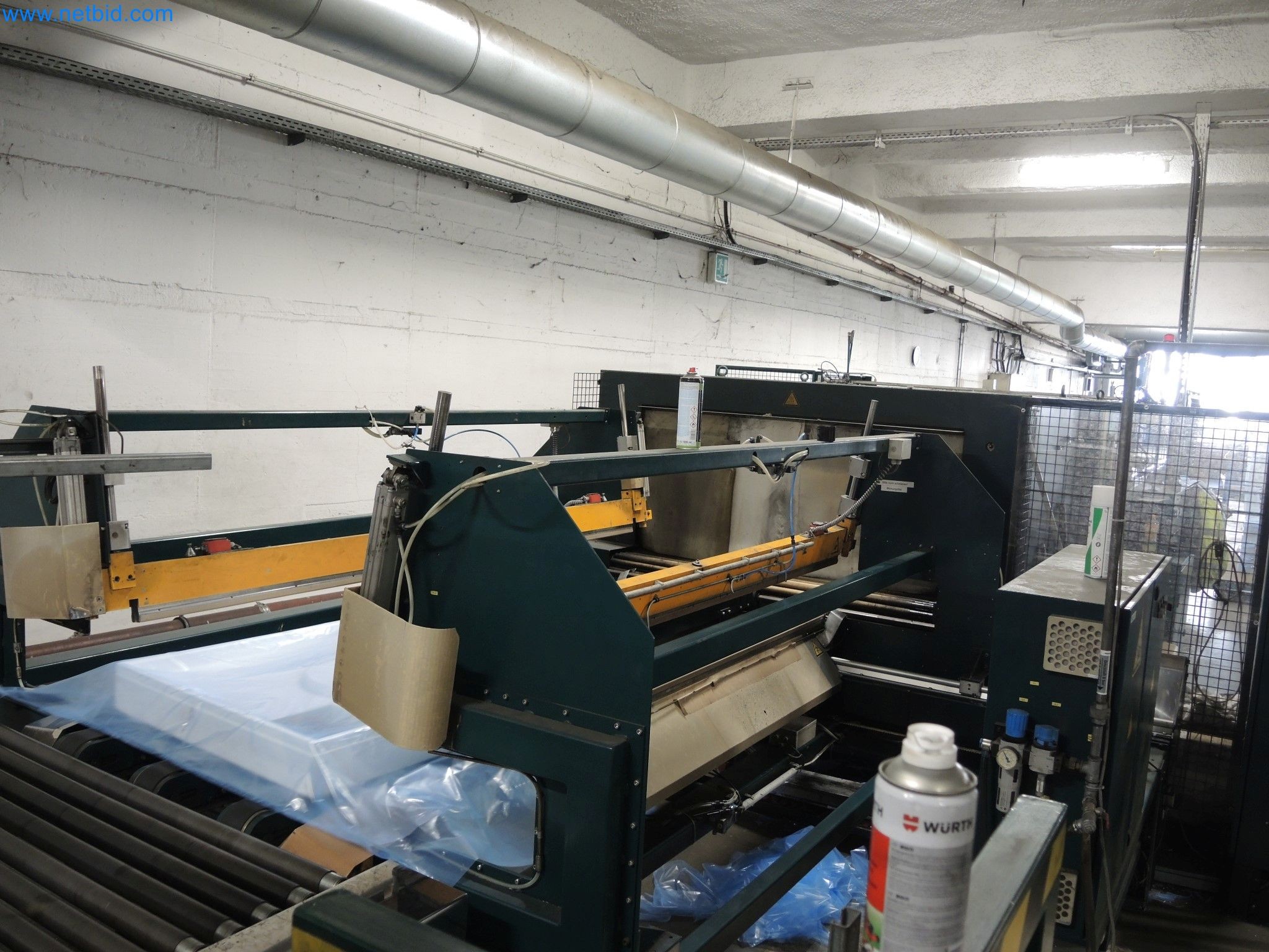 Machines for the production of insulation materials, EPS foam parts / particle foam components-4