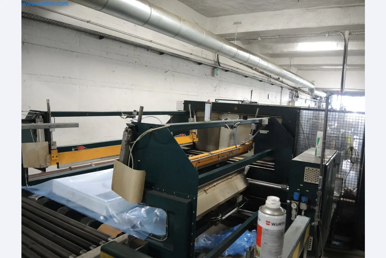 Machines for the production of insulation materials, EPS foam parts / particle foam components-4