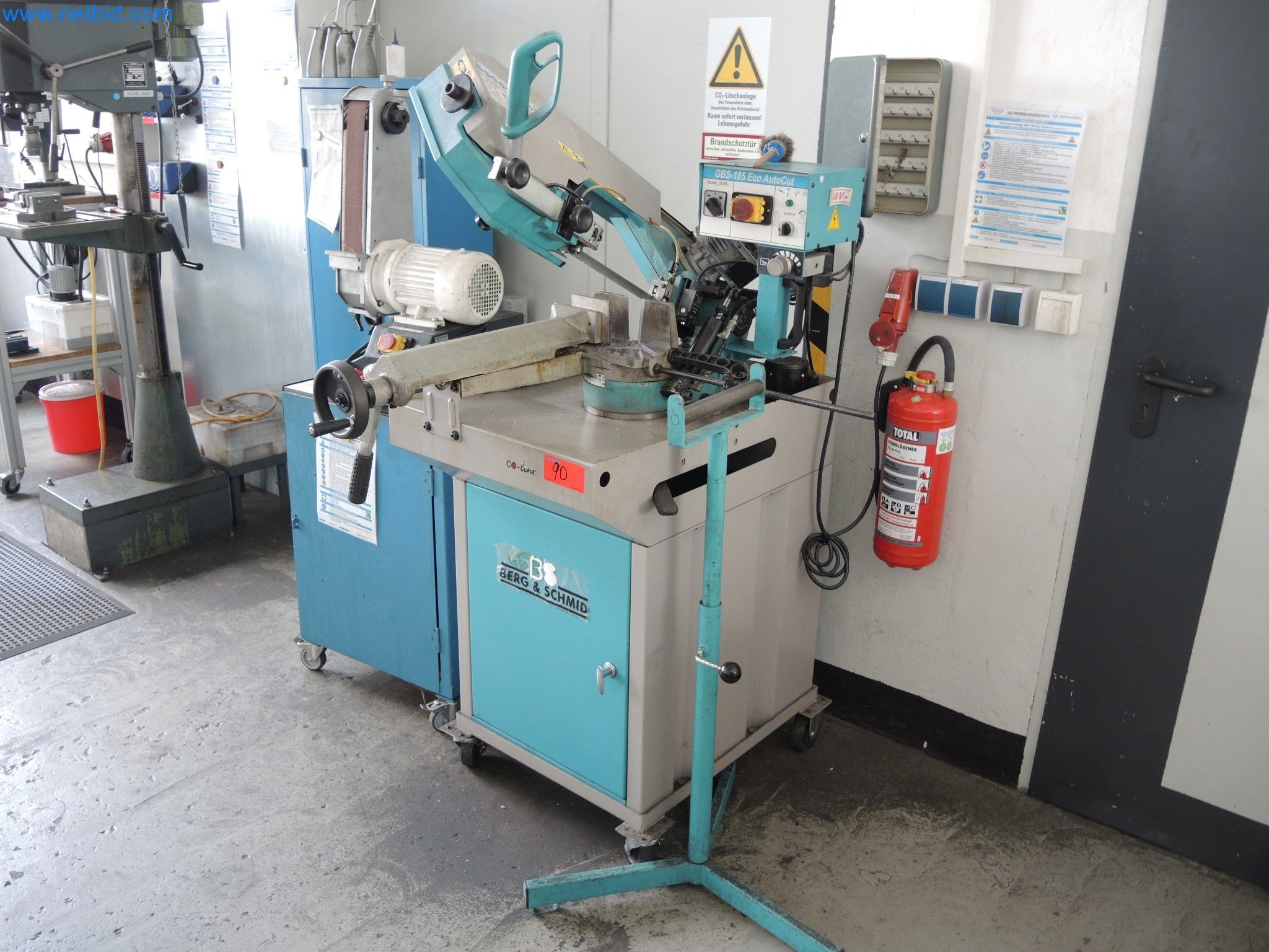 Machines for the production of insulation materials, EPS foam parts / particle foam components-1