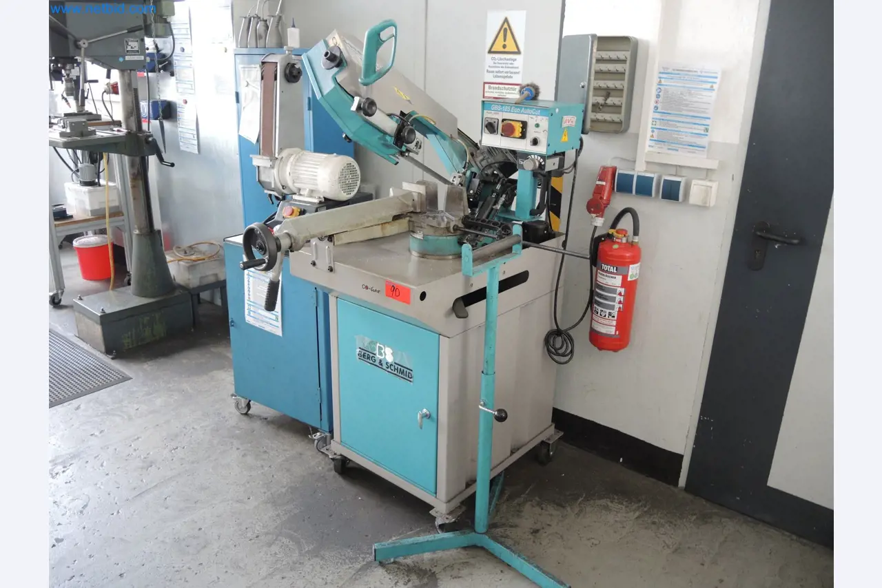 Machines for the production of insulation materials, EPS foam parts / particle foam components-1