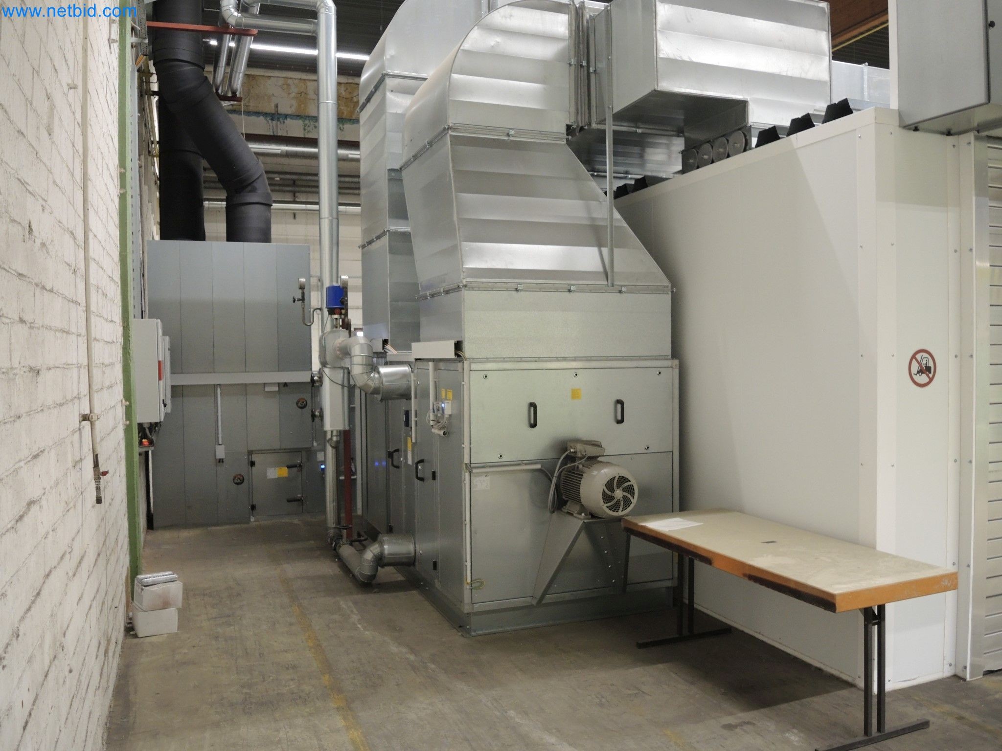 Machines for the production of insulation materials, EPS foam parts / particle foam components-3