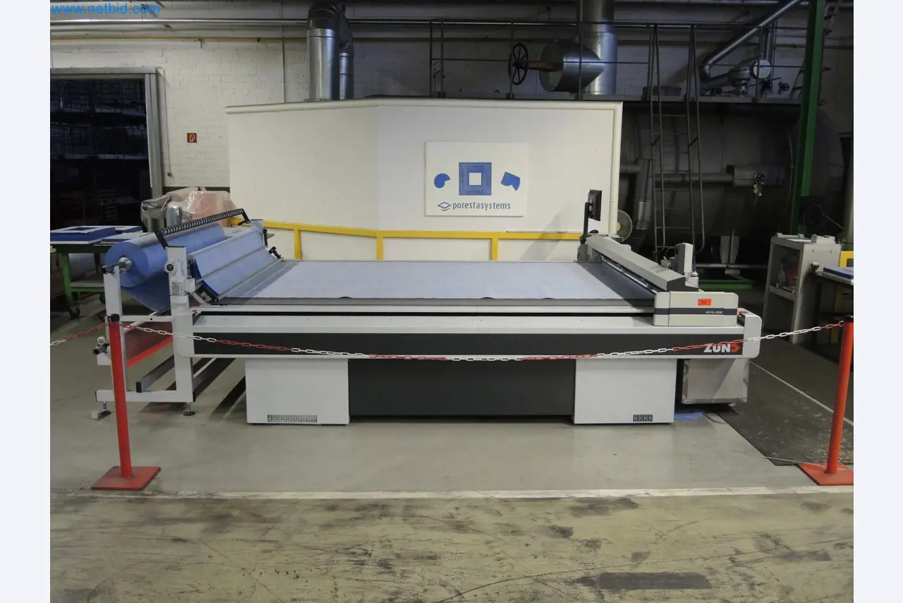 Machines for the production of insulation materials, EPS foam parts / particle foam components-2