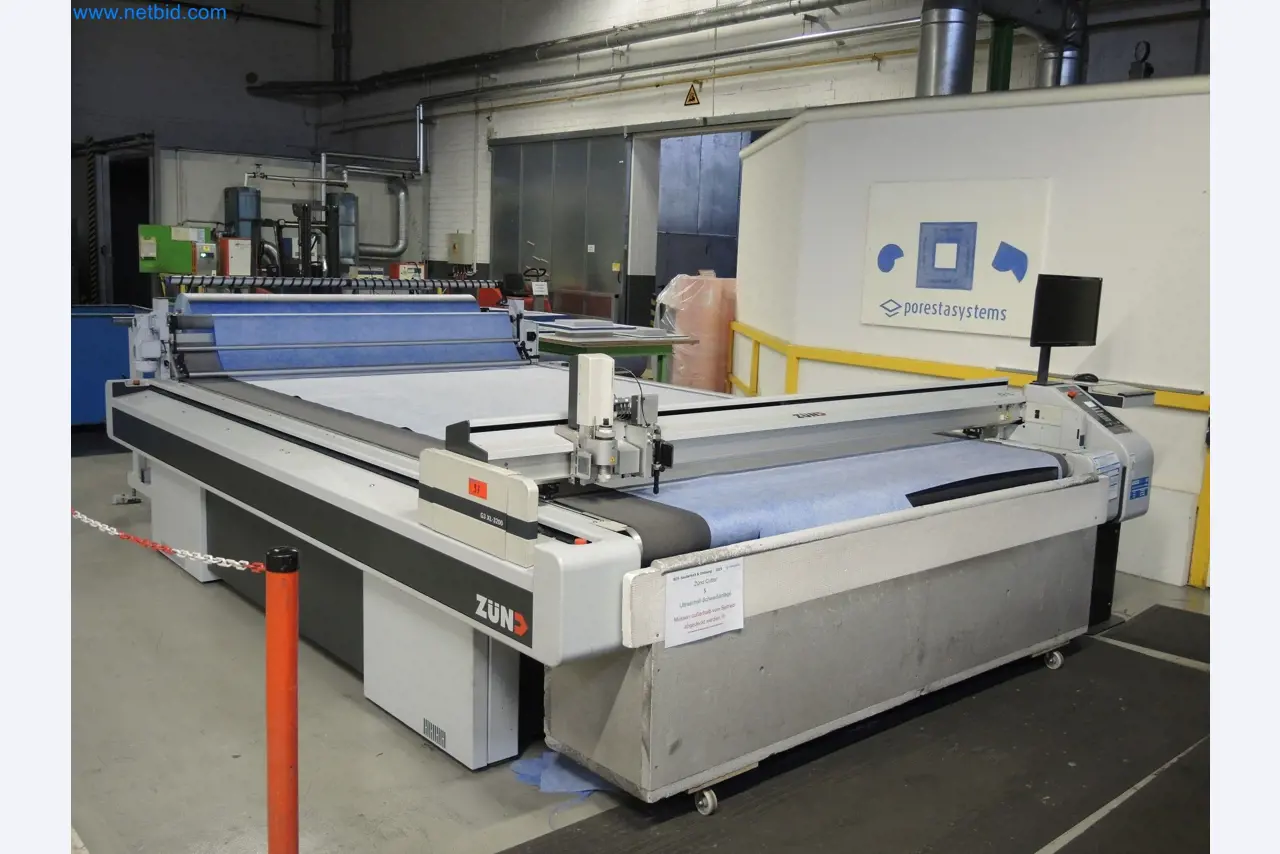 Machines for the production of insulation materials, EPS foam parts / particle foam components-3