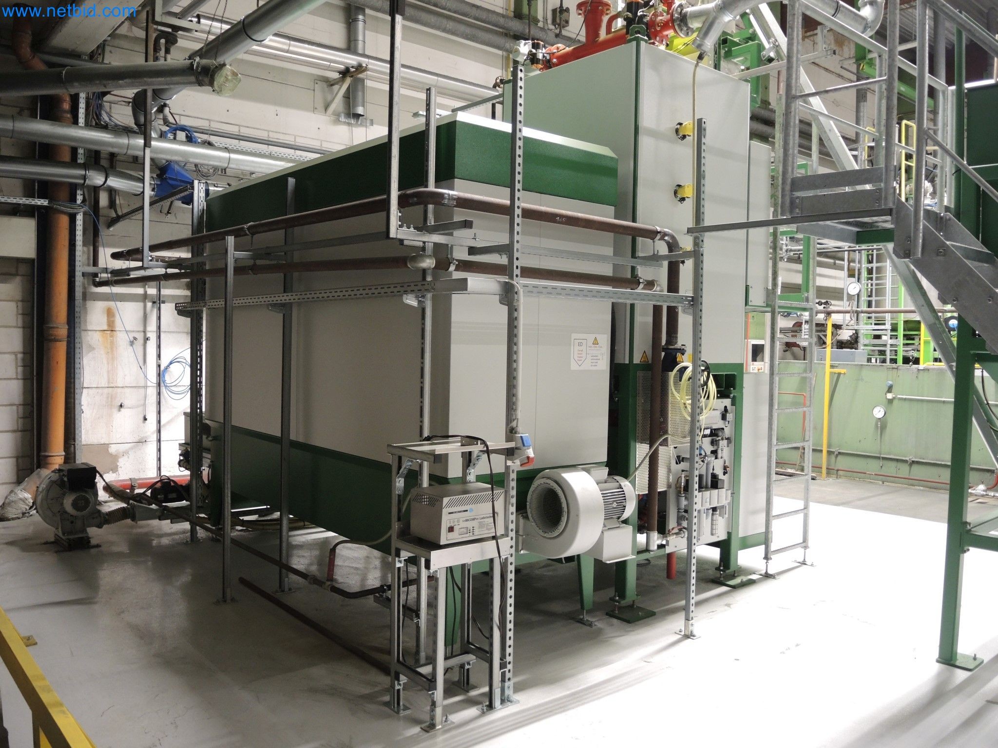 Machines for the production of insulation materials, EPS foam parts / particle foam components-2