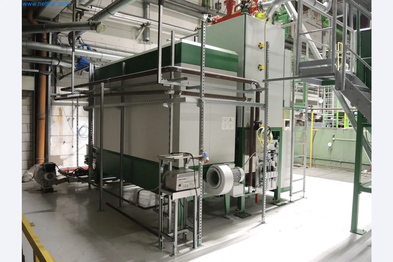 Machines for the production of insulation materials, EPS foam parts / particle foam components-2