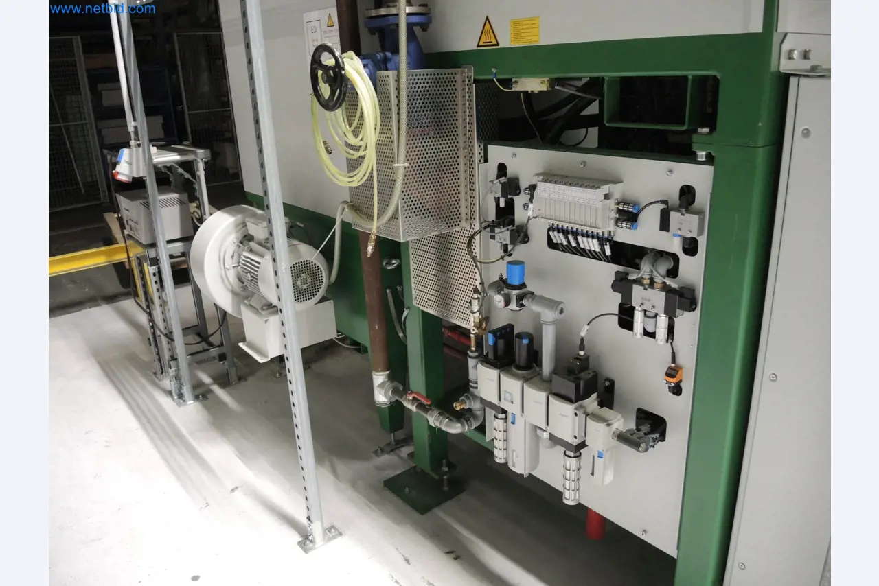 Machines for the production of insulation materials, EPS foam parts / particle foam components-7