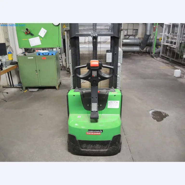 Maszyny do produkcji materiałów izolacyjnych, elementów z pianki EPS / elementów z pianki wiórowej-1