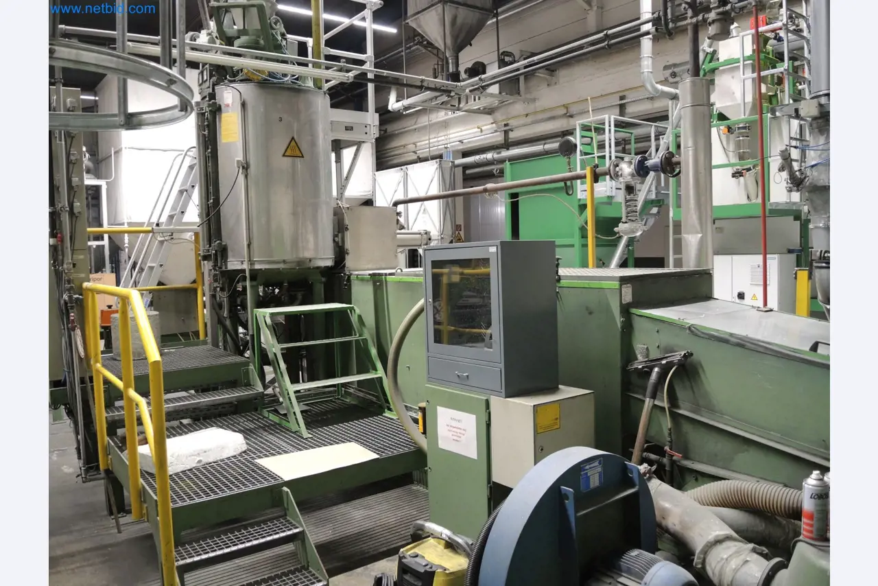 Machines for the production of insulation materials, EPS foam parts / particle foam components-3