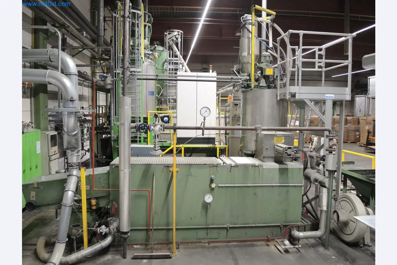 Machines for the production of insulation materials, EPS foam parts / particle foam components-7