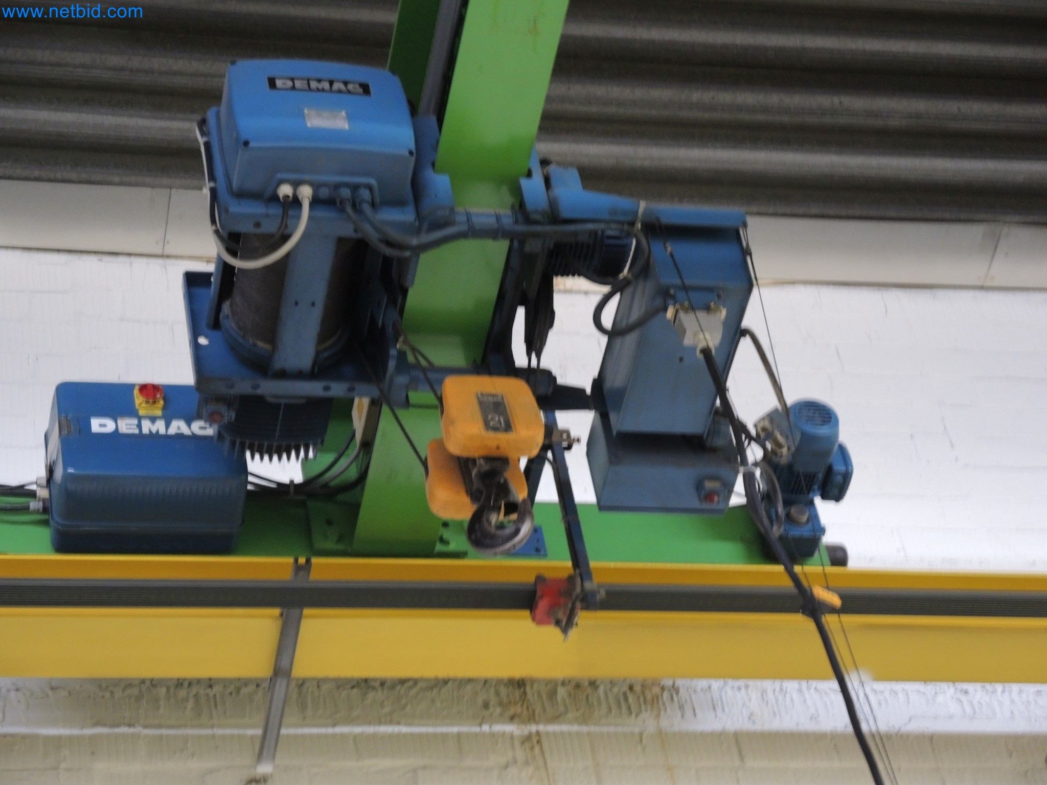 Machines for the production of insulation materials, EPS foam parts / particle foam components-2