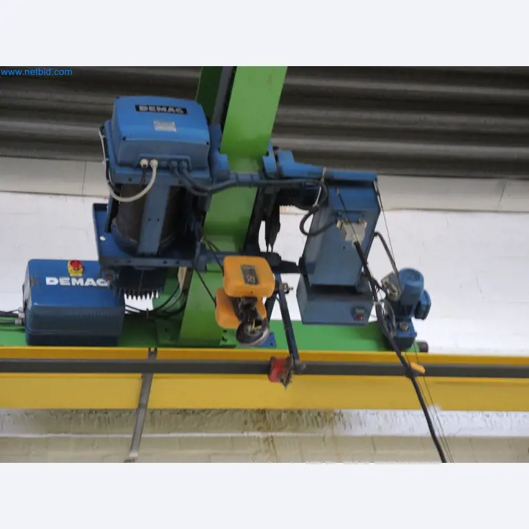 Machines for the production of insulation materials, EPS foam parts / particle foam components-2