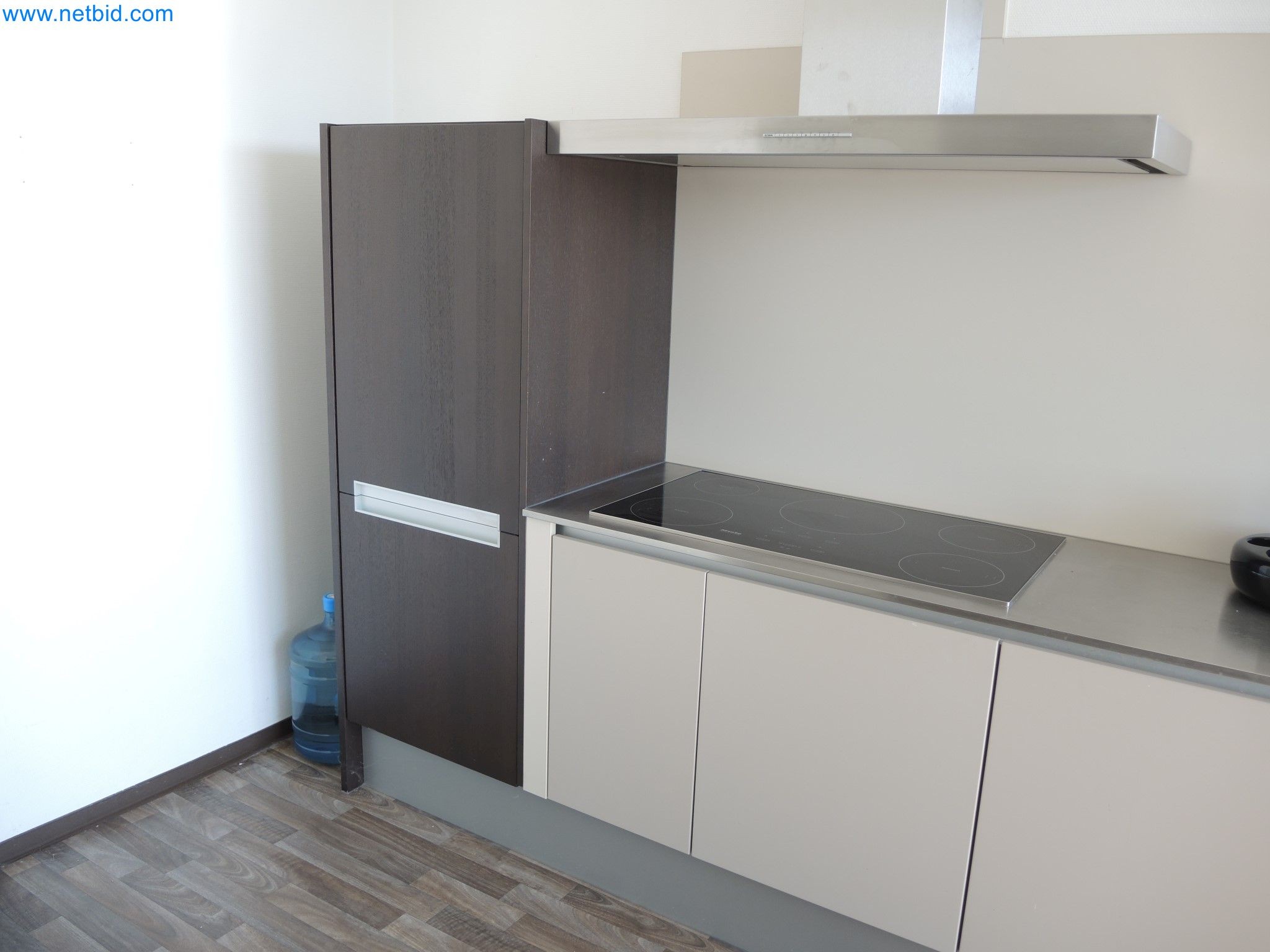 Machines for the production of insulation materials, EPS foam parts / particle foam components-1