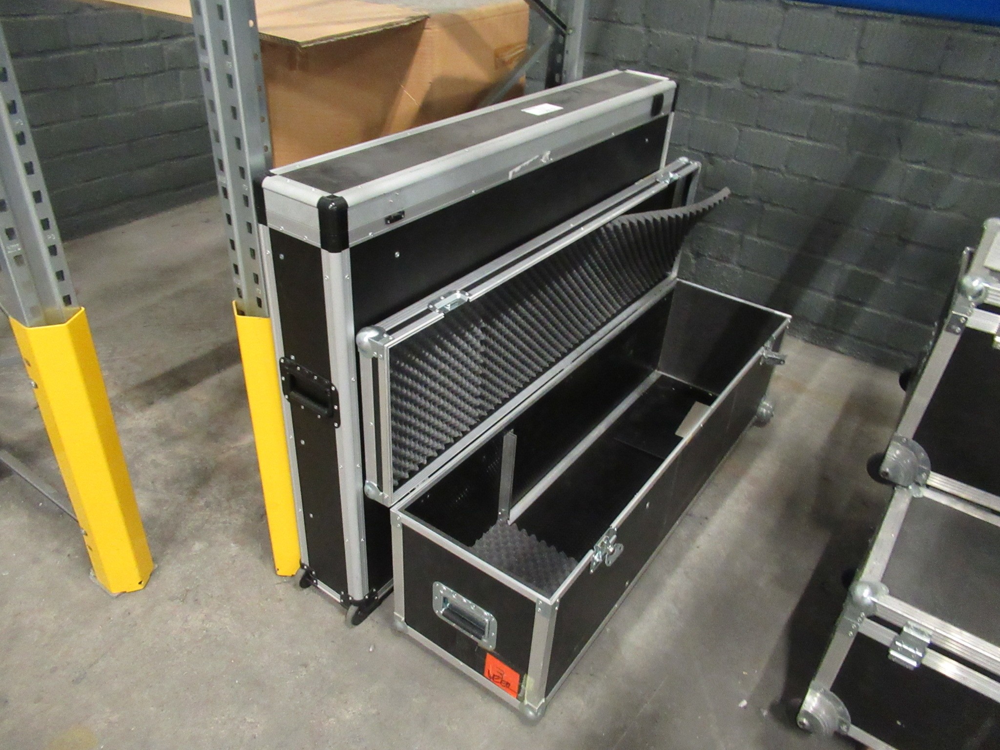 Machines for the production of insulation materials, EPS foam parts / particle foam components-9